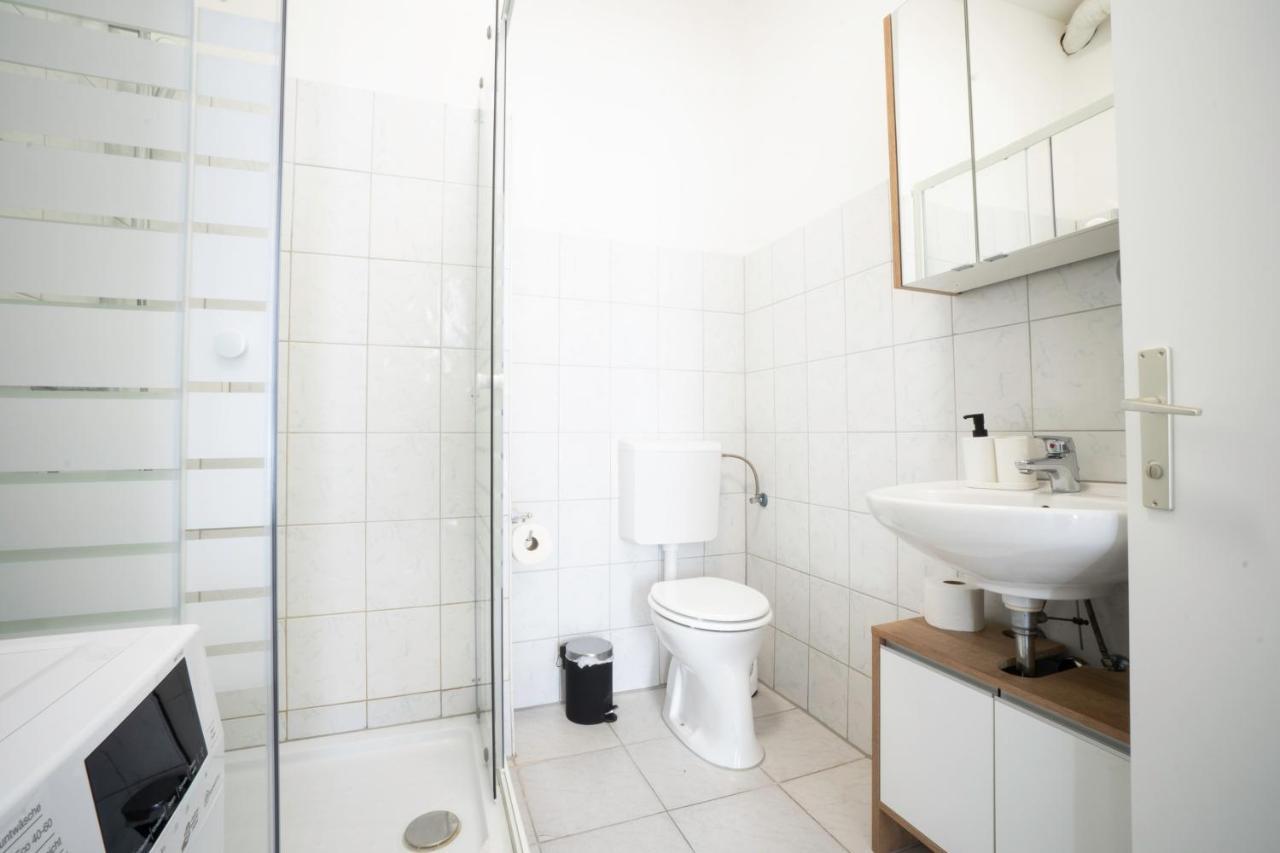 Modern 1-Bedroom Apartment Next To Praterstern 维也纳 外观 照片