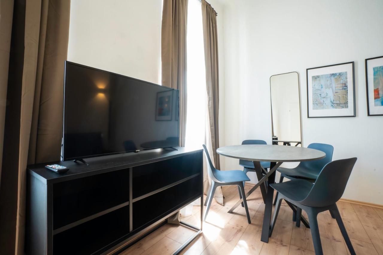 Modern 1-Bedroom Apartment Next To Praterstern 维也纳 外观 照片